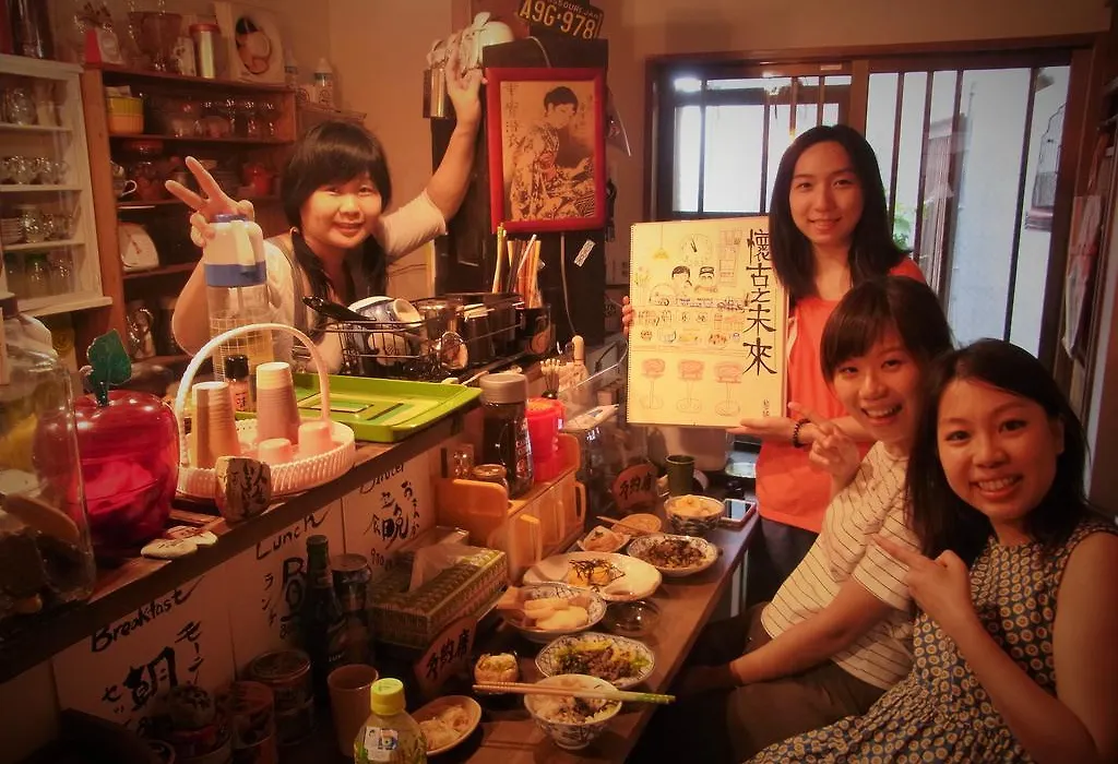 Nostalgic Guesthouse For 1 To 2 Females Shared Toilet And Shower-1